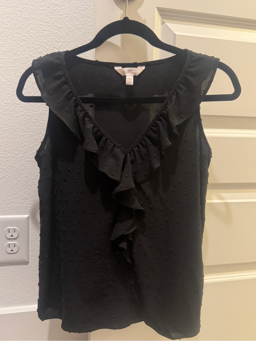 LC Lauren Conrad Black Ruffle V-Neck Sleeveless Camisole